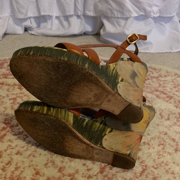 Valentino Floral Wedges - Picture 4 of 4